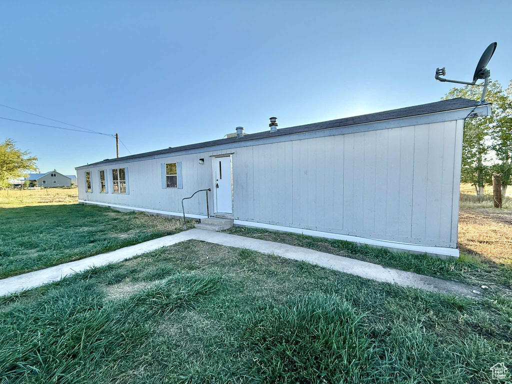 9393 N 9000 E Tridell, UT 84076