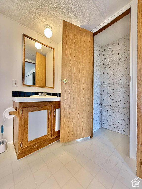 9393 N 9000 E Tridell, UT 84076