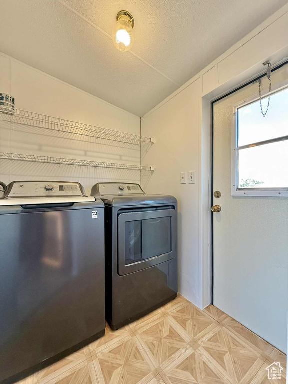 9393 N 9000 E Tridell, UT 84076