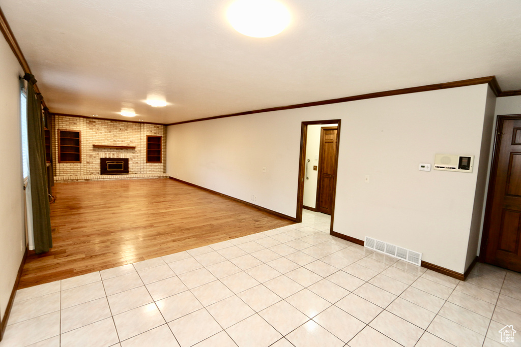 912 W HOLLYCREST DR South Jordan, UT 84095