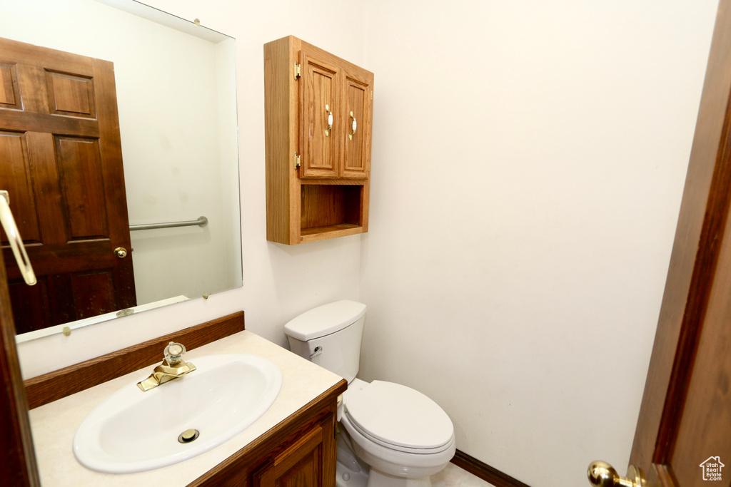 912 W HOLLYCREST DR South Jordan, UT 84095