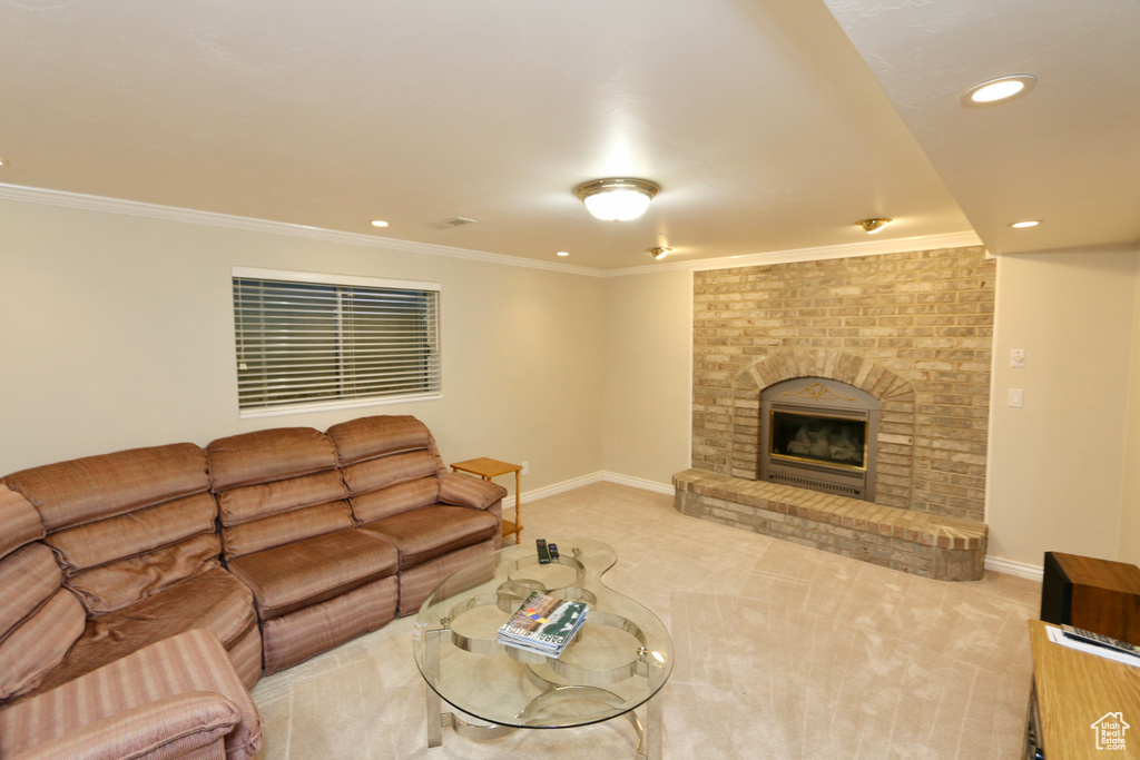 912 W HOLLYCREST DR South Jordan, UT 84095
