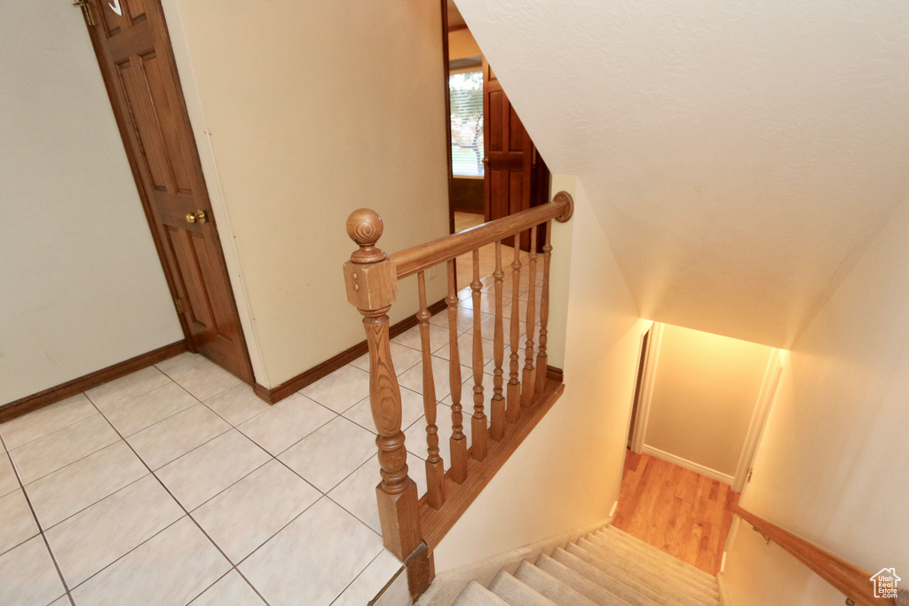 912 W HOLLYCREST DR South Jordan, UT 84095