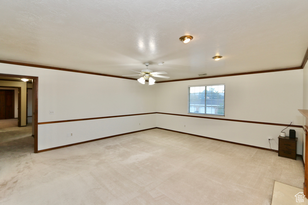 912 W HOLLYCREST DR South Jordan, UT 84095