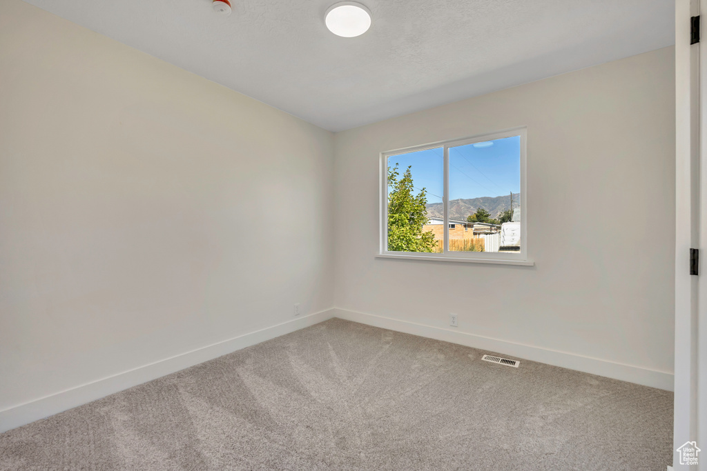 635 N CHIMESVIEW CIR Tooele, UT 84074