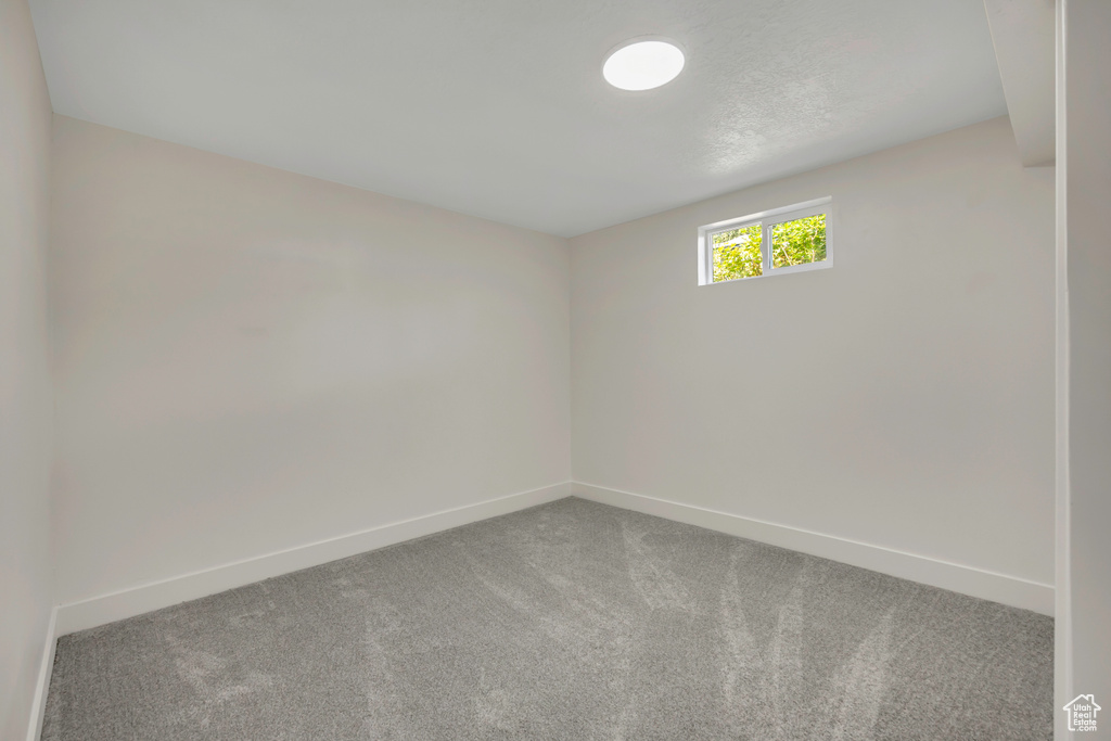 635 N CHIMESVIEW CIR Tooele, UT 84074