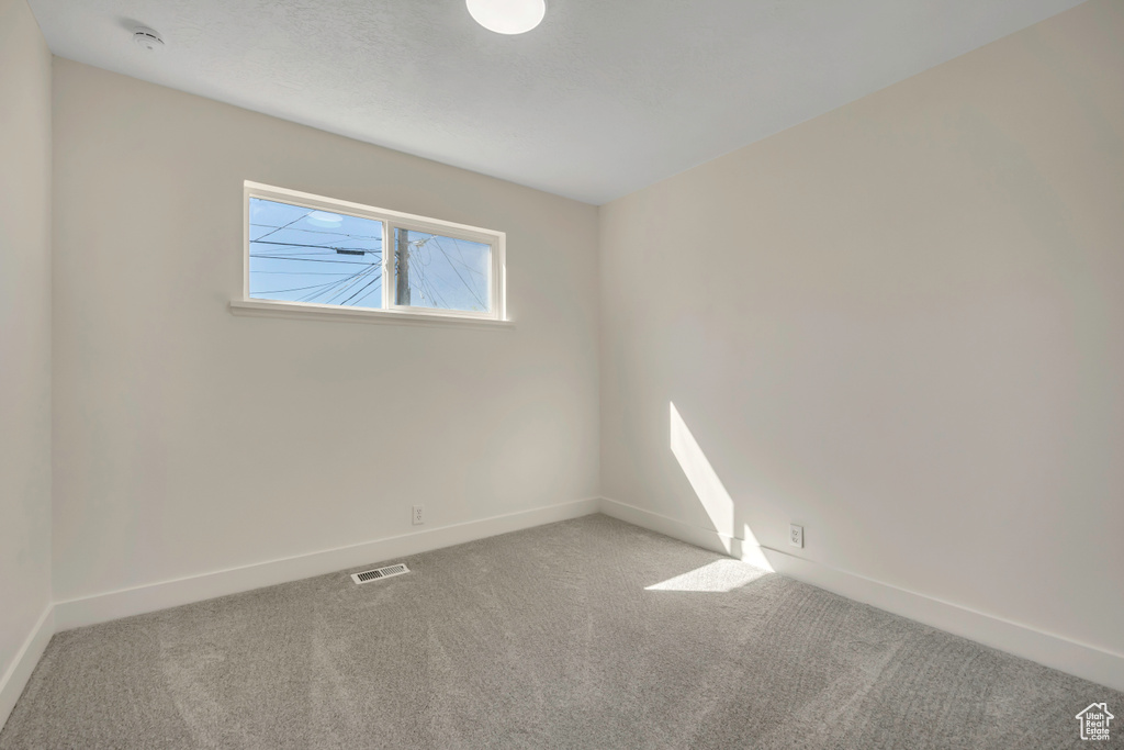 635 N CHIMESVIEW CIR Tooele, UT 84074
