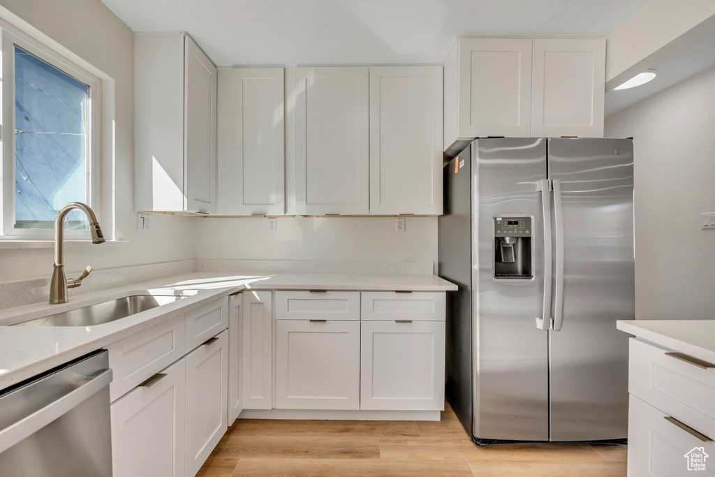 635 N CHIMESVIEW CIR Tooele, UT 84074