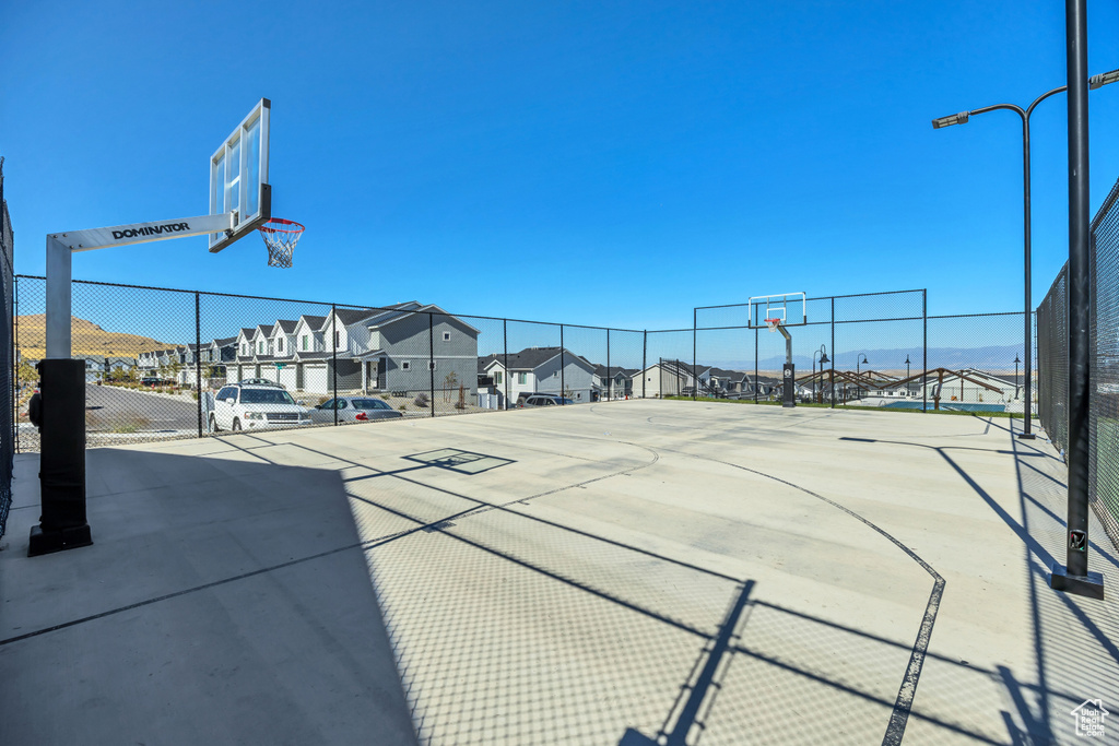 8710 W CORDERO DR Magna, UT 84044