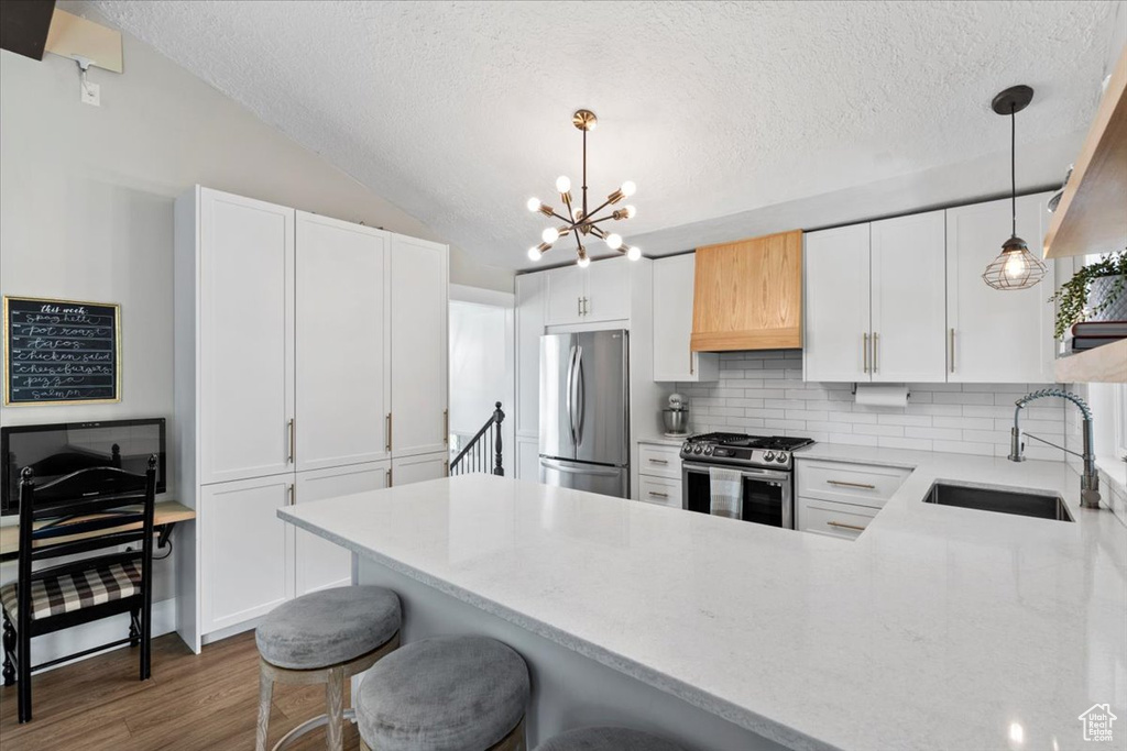 285 CONSTITUTION WAY North Salt Lake, UT 84054