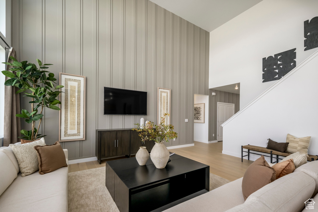 Photo 4 for MLS #2113999 at 1086 W Chokecherry St #220