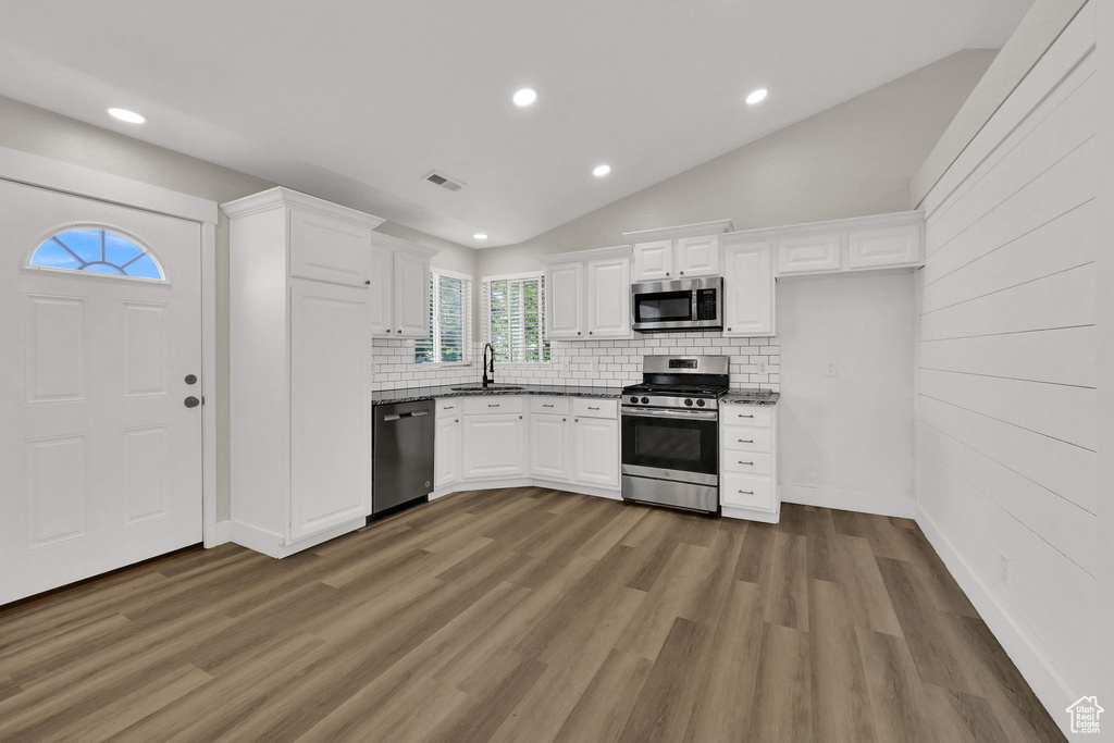 Photo 6 for MLS #2114003 at 384 S Christine Way