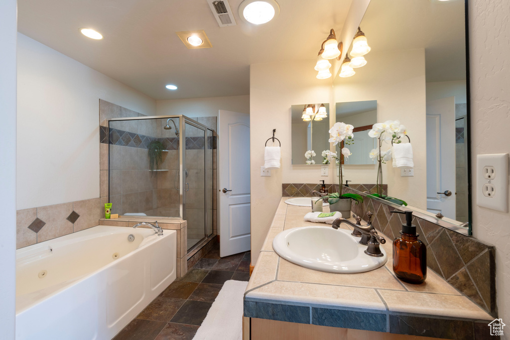 Photo 13 for MLS #2114014 at 5221 Cove Canyon Dr #B