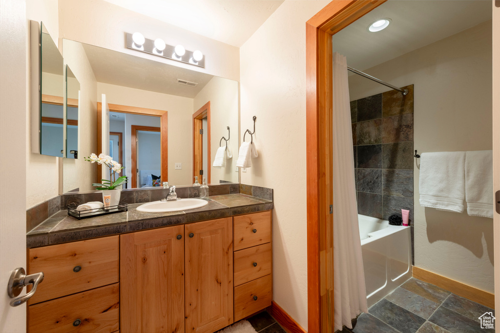 Photo 19 for MLS #2114014 at 5221 Cove Canyon Dr #B