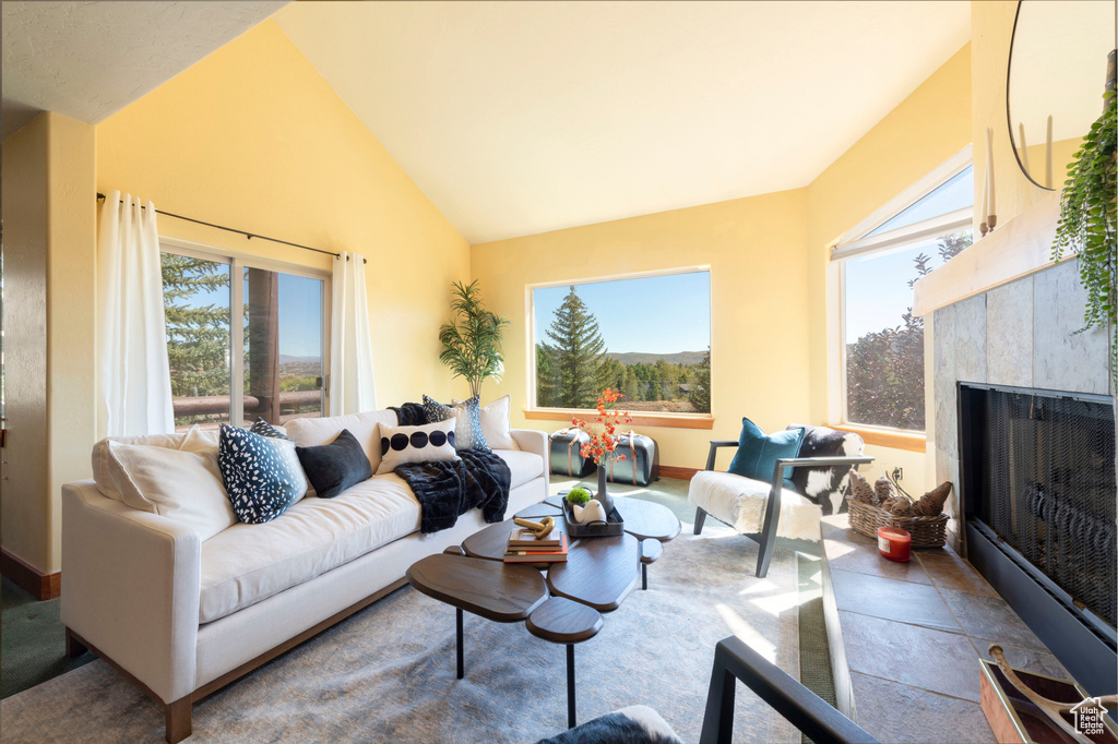 Photo 5 for MLS #2114014 at 5221 Cove Canyon Dr #B