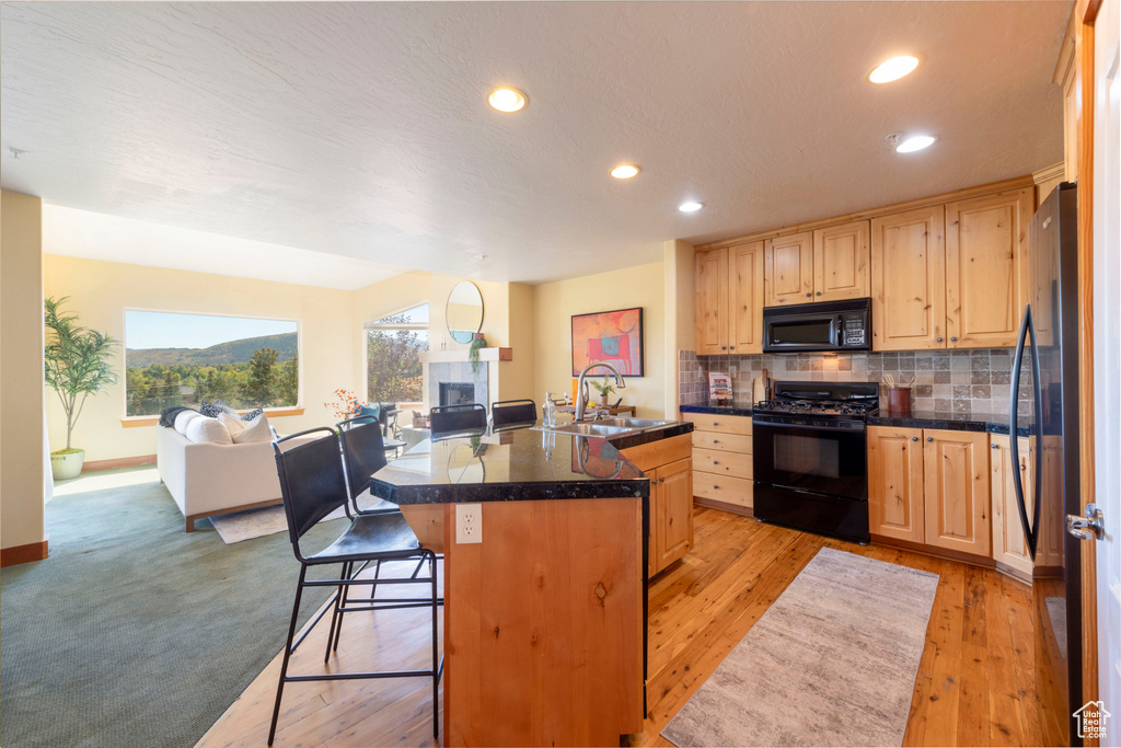 Photo 8 for MLS #2114014 at 5221 Cove Canyon Dr #B