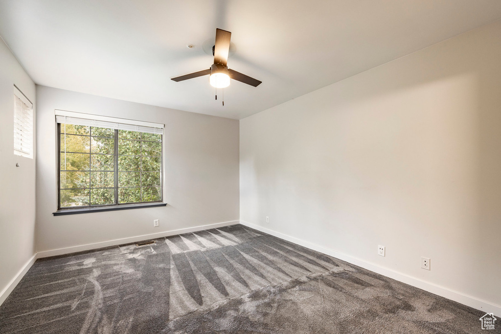 Photo 6 for MLS #2114015 at 3077 Fawn Dr