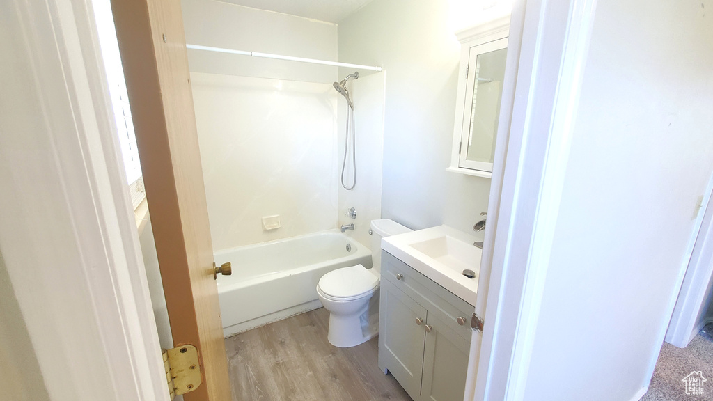 6928 S BEARGRASS RD West Jordan, UT 84081