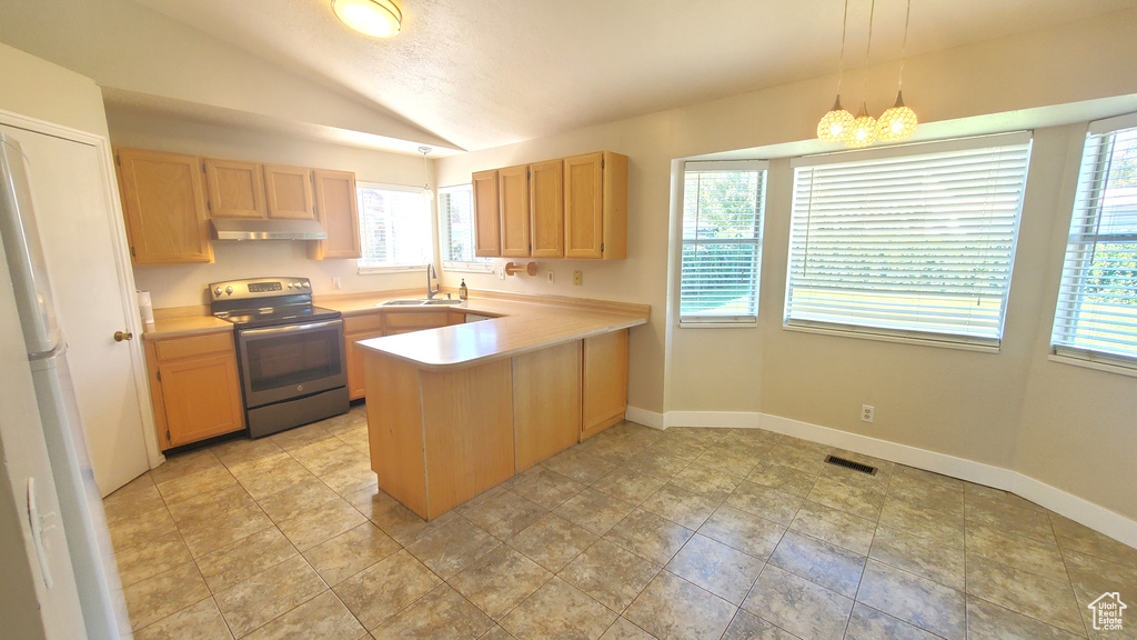 6928 S BEARGRASS RD West Jordan, UT 84081