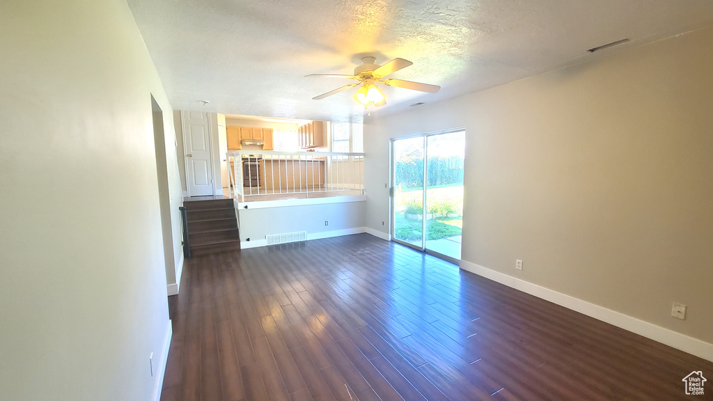 6928 S BEARGRASS RD West Jordan, UT 84081