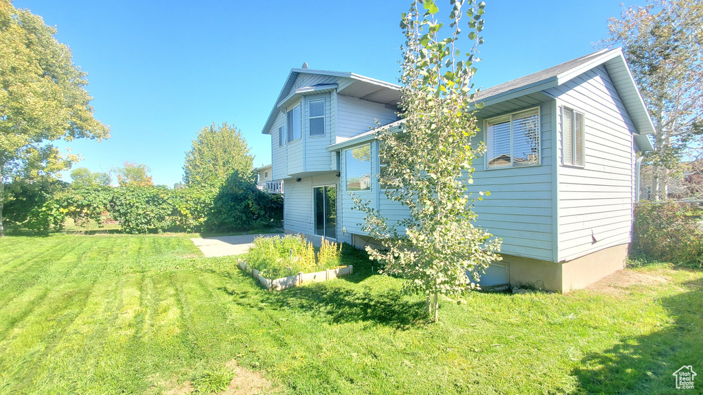 6928 S BEARGRASS RD West Jordan, UT 84081