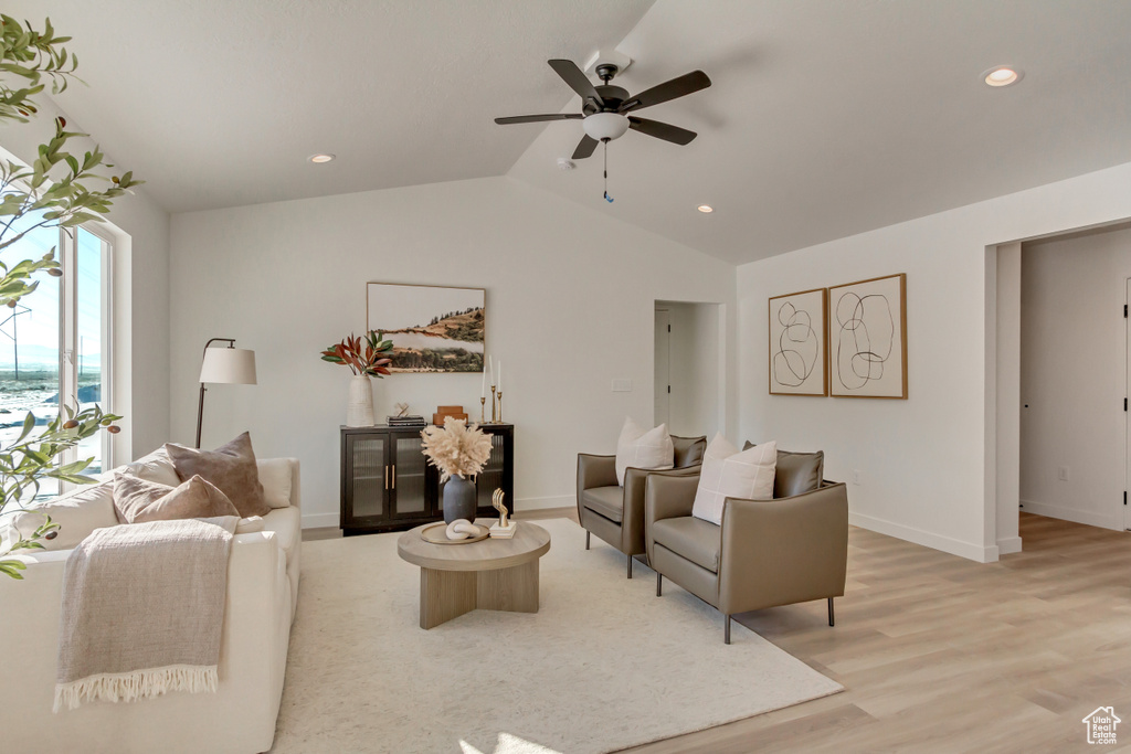 Photo 11 for MLS #2114027 at 3714 N Daffodil Dr
