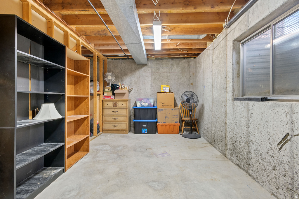 5644 W 4360 S West Valley City, UT 84128