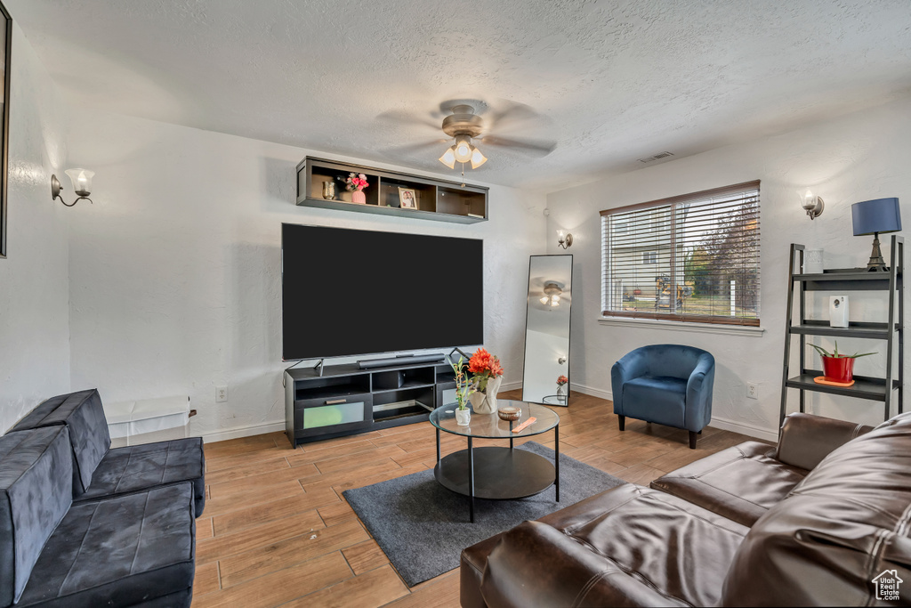 7931 N APACHE LN Eagle Mountain, UT 84005