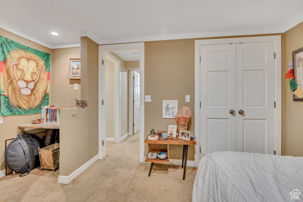 2035 E RIBBON LN Holladay, UT 84117