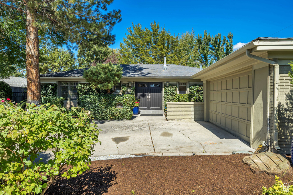 2035 E RIBBON LN Holladay, UT 84117
