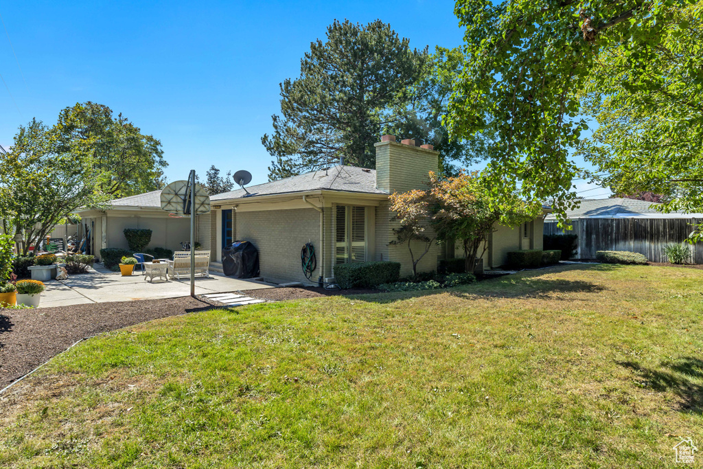 2035 E RIBBON LN Holladay, UT 84117