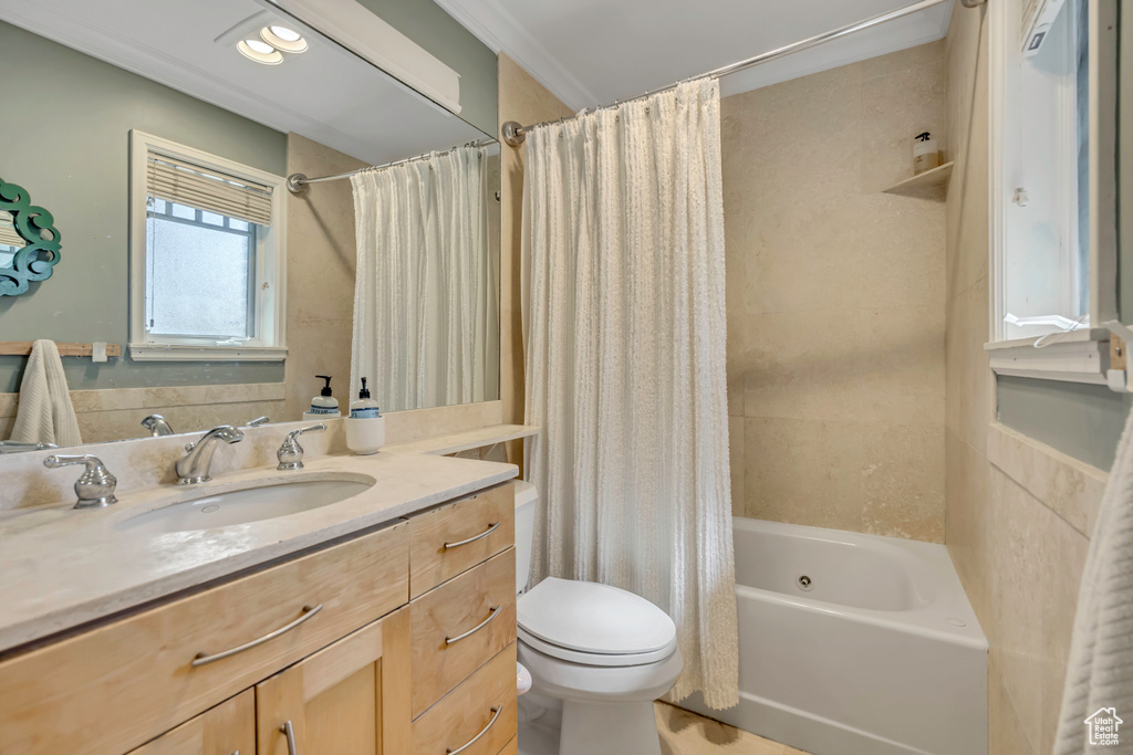 2035 E RIBBON LN Holladay, UT 84117