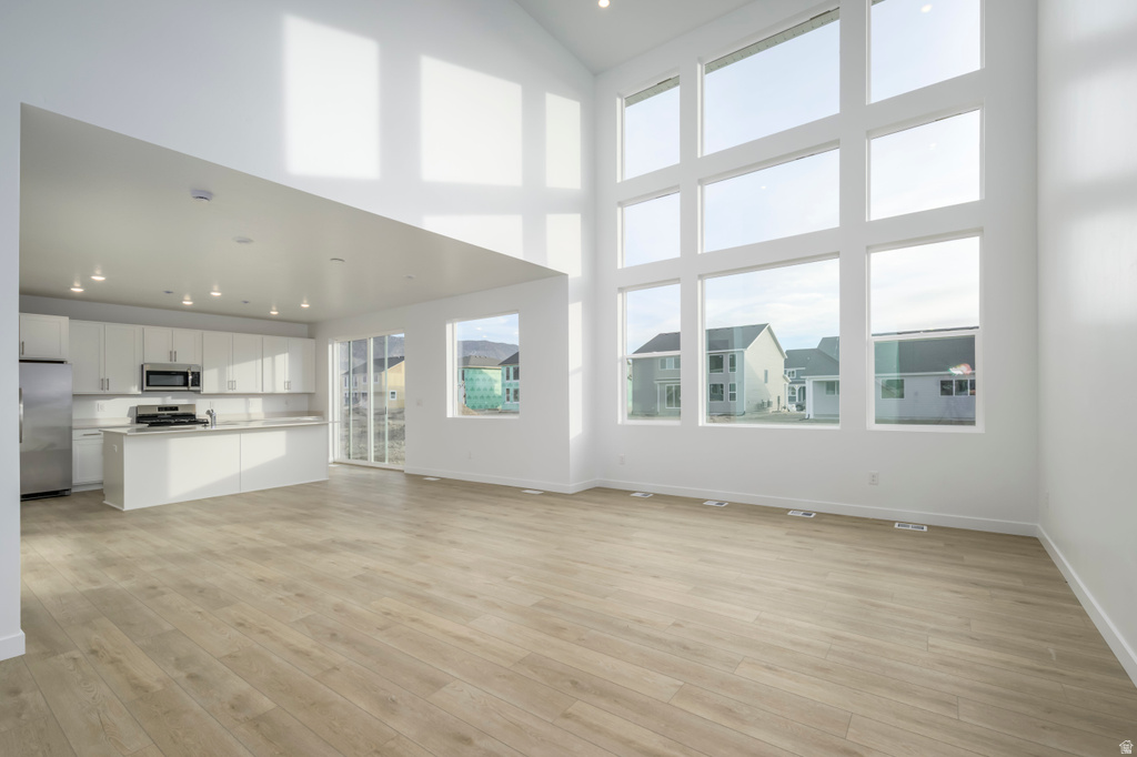 1990 E HUMMINGBIRD DR #4097 Eagle Mountain, UT 84005