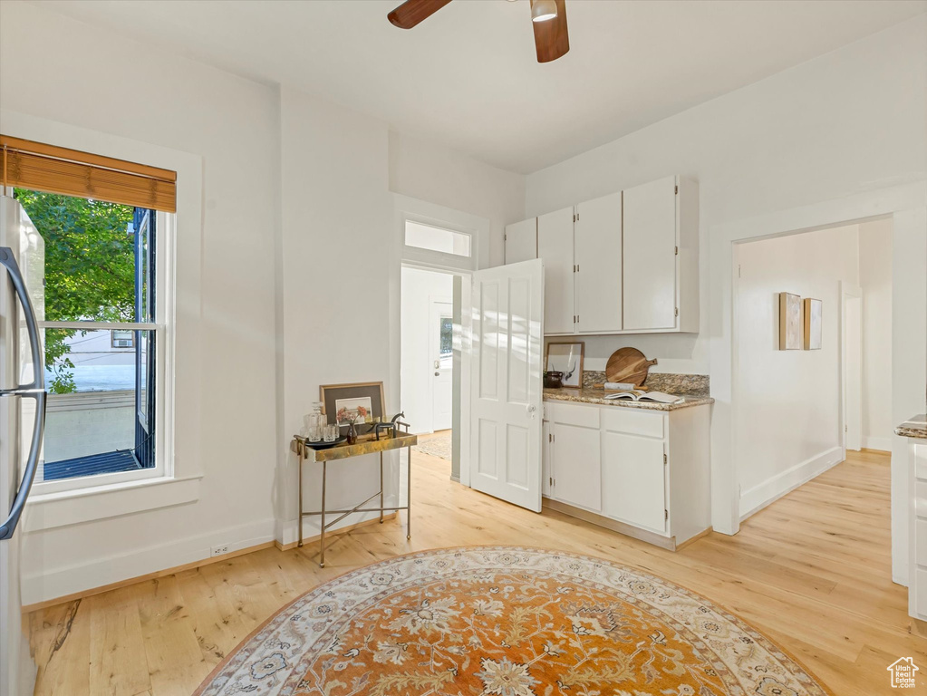 156 S DOOLEY CT Salt Lake City, UT 84102