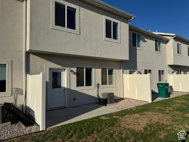 Photo 24 for MLS #2114059 at 2273 W 2710 South #282