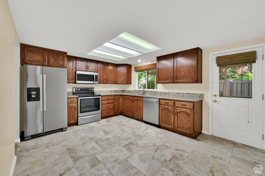 732 W 1175 N Centerville, UT 84014