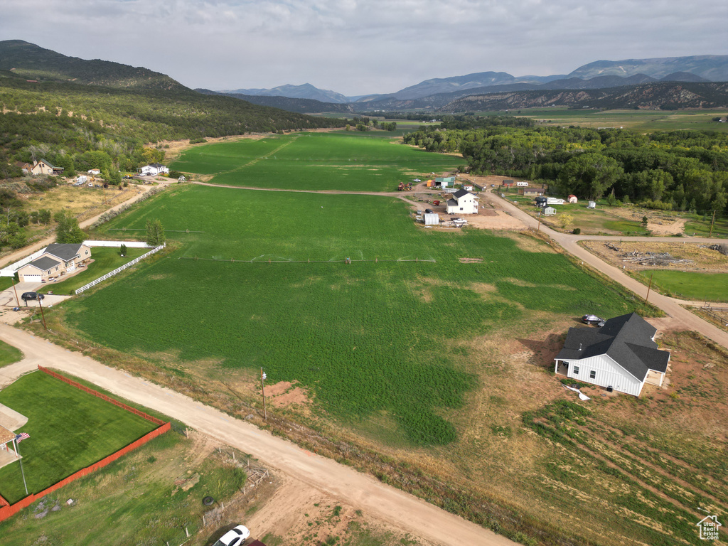  Tabiona, UT 84072