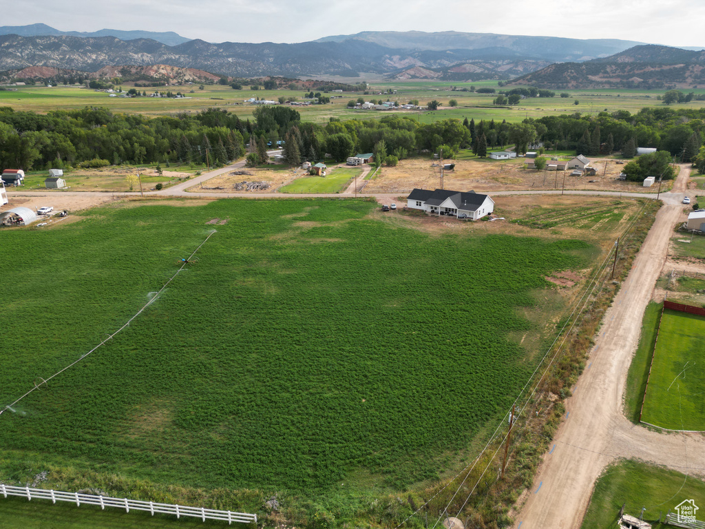  Tabiona, UT 84072