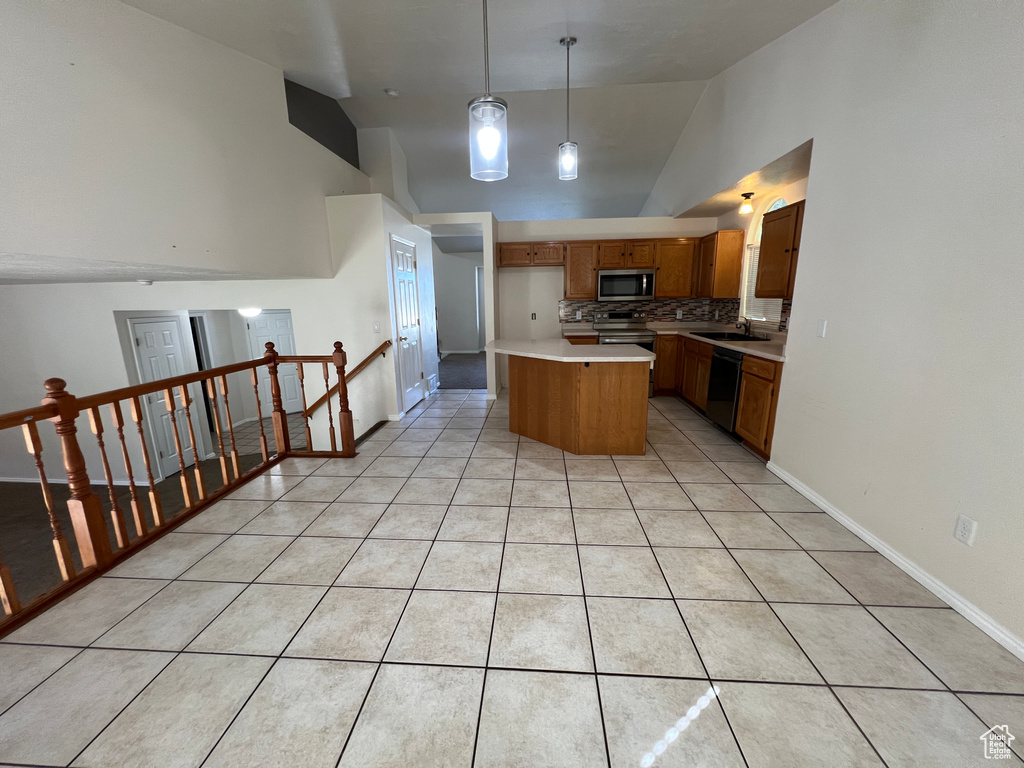 5133 W VILLAGE WOOD DR West Valley City, UT 84120