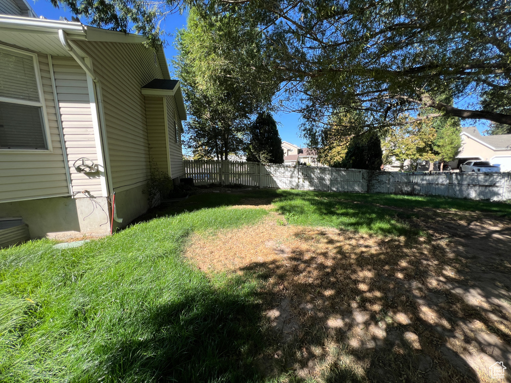 5133 W VILLAGE WOOD DR West Valley City, UT 84120