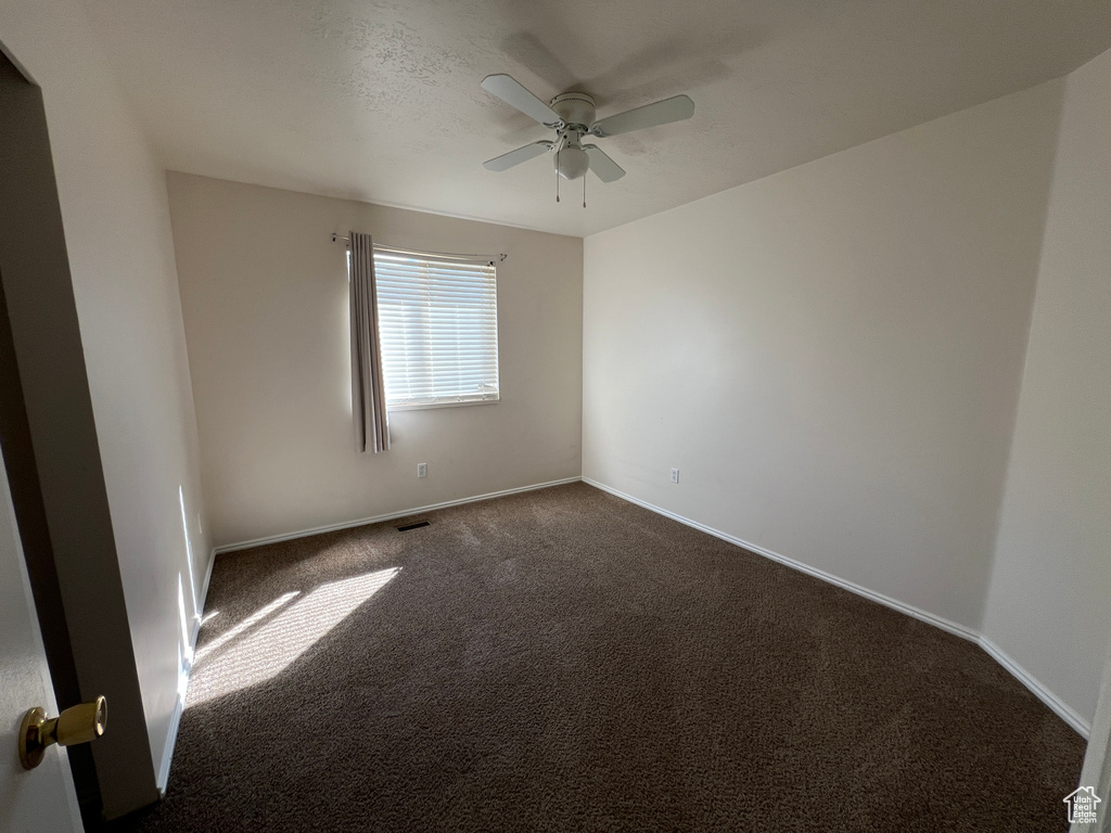 5133 W VILLAGE WOOD DR West Valley City, UT 84120