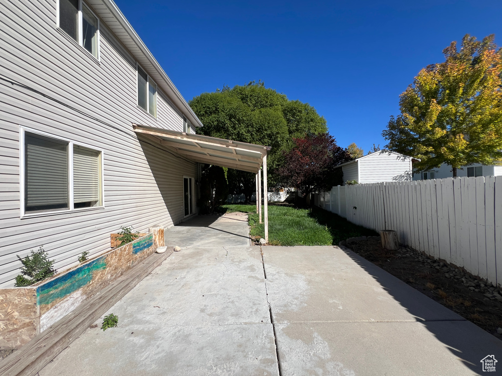 5133 W VILLAGE WOOD DR West Valley City, UT 84120