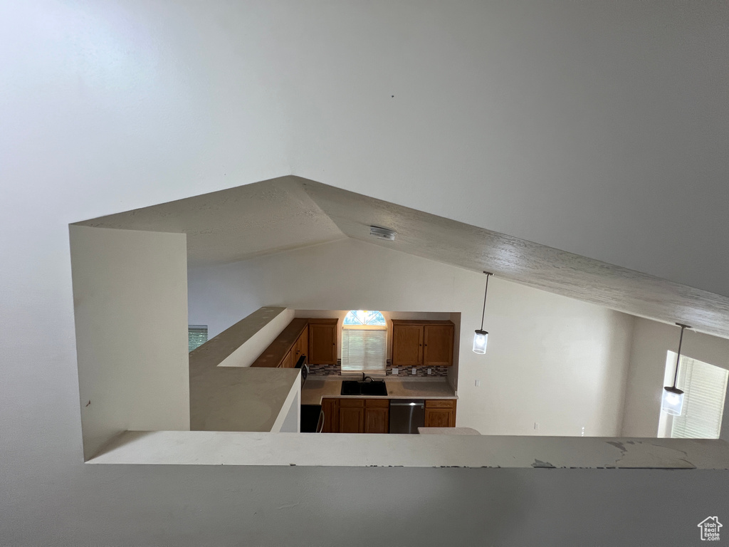 5133 W VILLAGE WOOD DR West Valley City, UT 84120