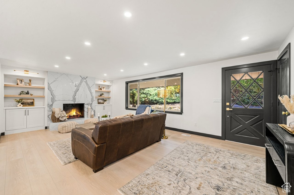 6386 DAVIS ST Mountain Green, UT 84050