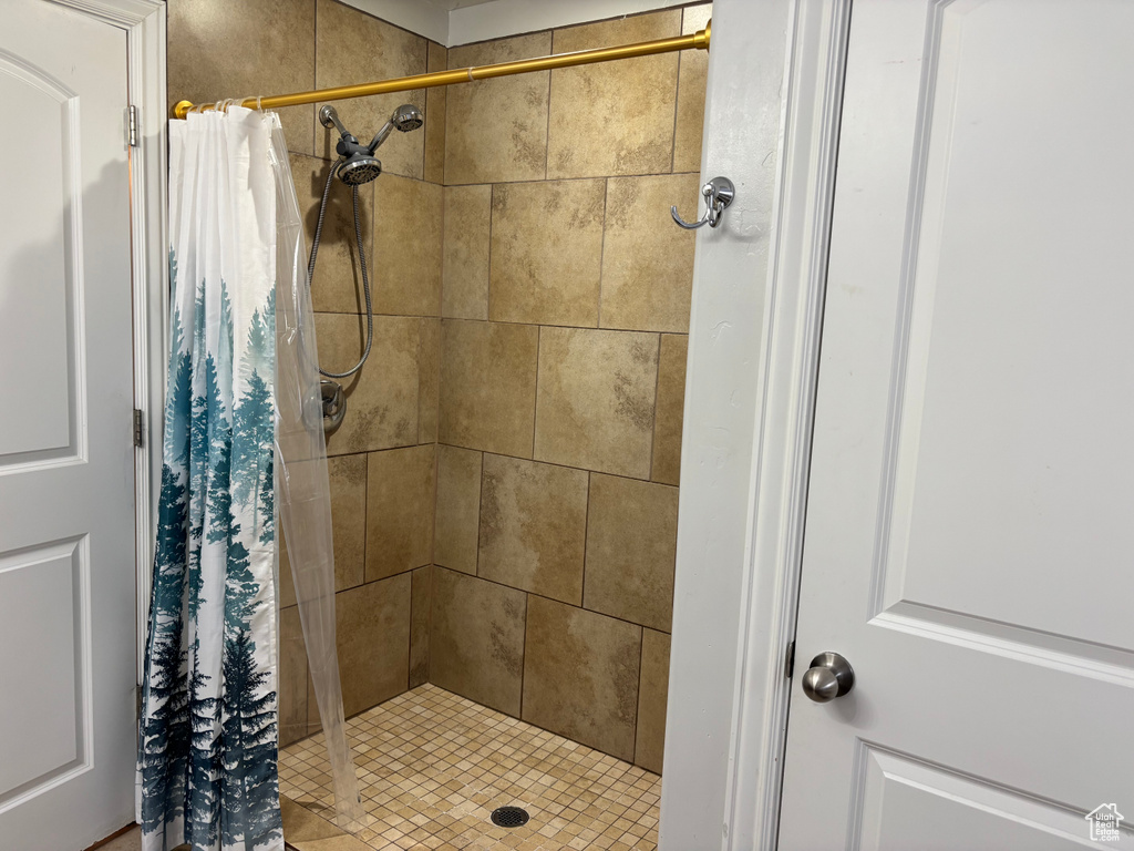 4835 W HILLSIDE DR Maeser, UT 84078