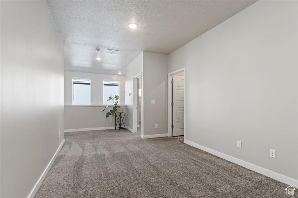 Photo 14 for MLS #2114097 at 1538 W Oakbrook Dr