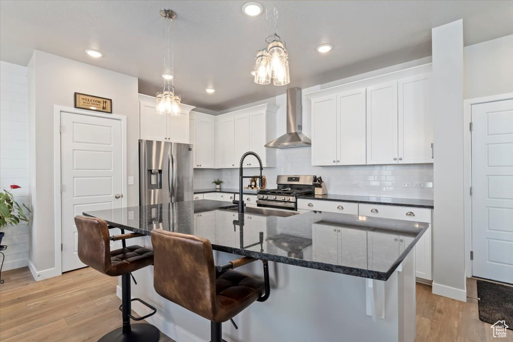 Photo 10 for MLS #2114097 at 1538 W Oakbrook Dr