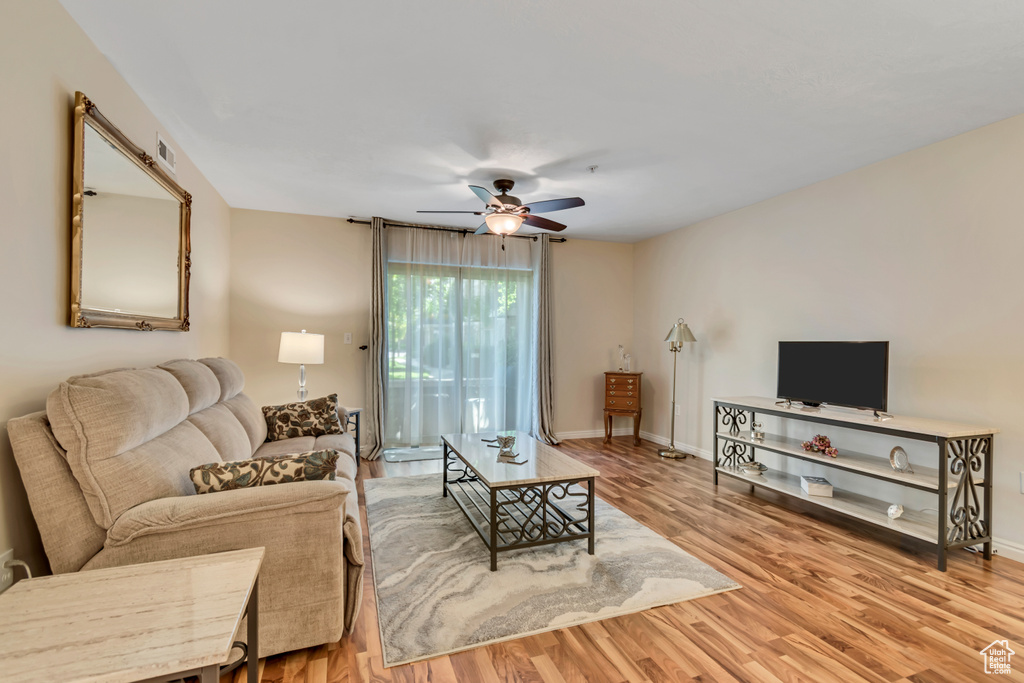 1205 E PRIVOT DR #102 Cottonwood Heights, UT 84121
