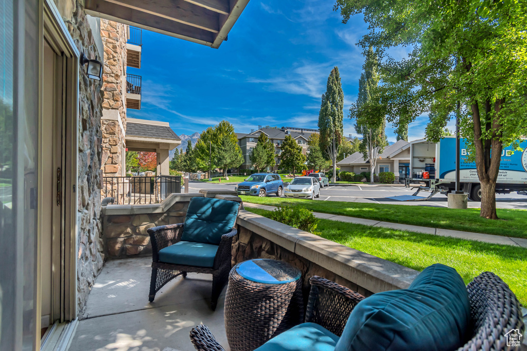 1205 E PRIVOT DR #102 Cottonwood Heights, UT 84121