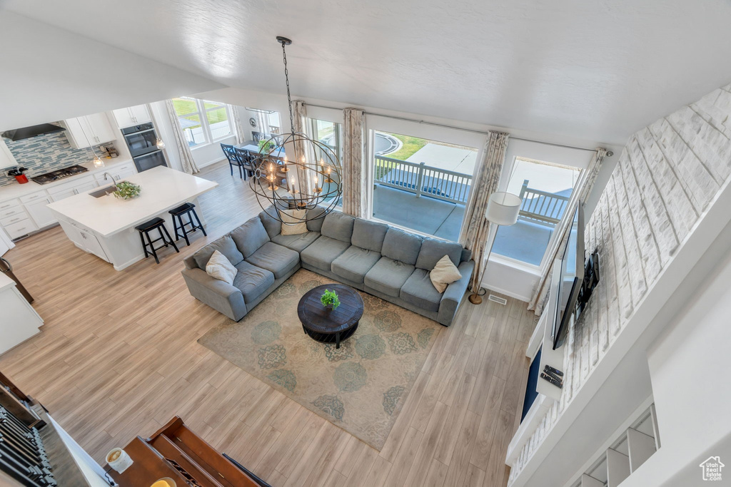 1897 E ROCK HOLLOW RD Lake Point, UT 84074